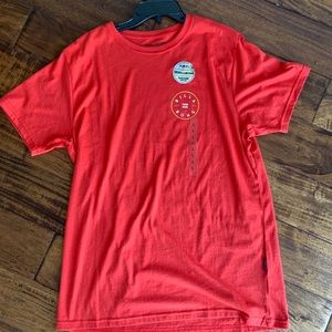 Billabong NWT Tshirt